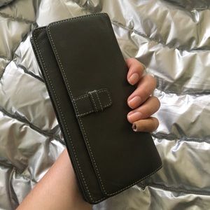 Gorgeous Tignanello Genuine Leather Wallet